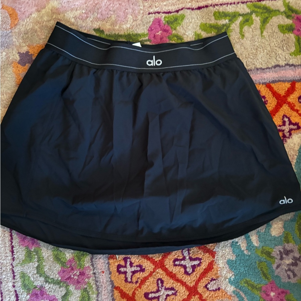 Alo Skort, size L, black